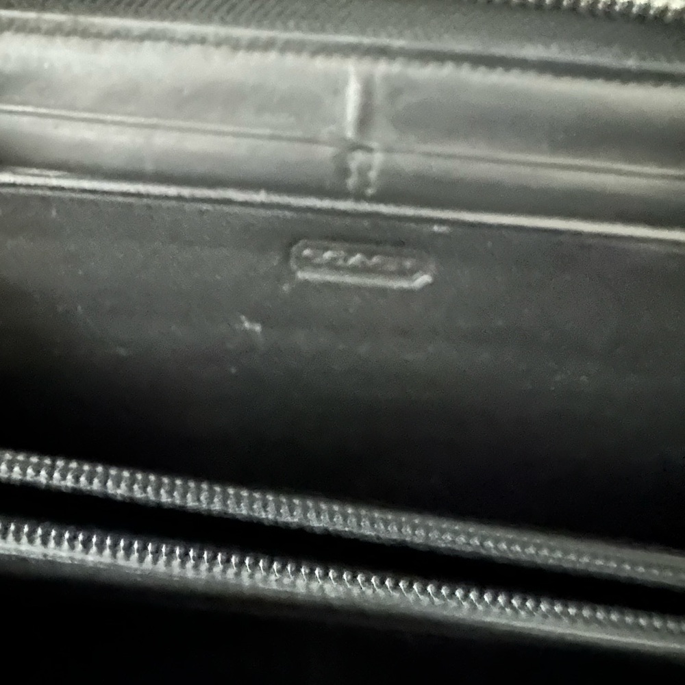 Coach Wallet - Picture 4 of 4